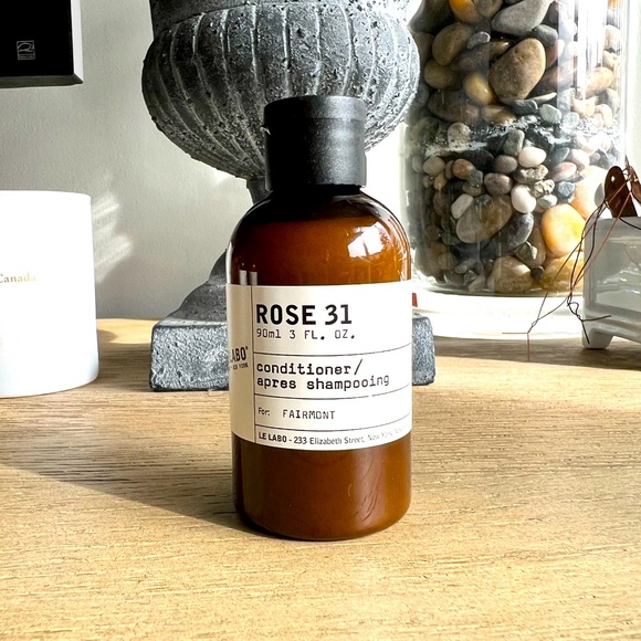 COPY - Le Labo - Rose 31 Toiletry Set - Picture 5 of 5